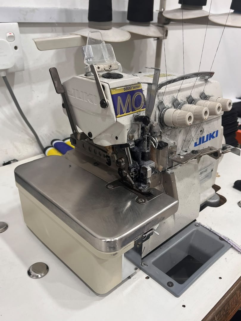 Overlock Machine – JUKI MO-6814S